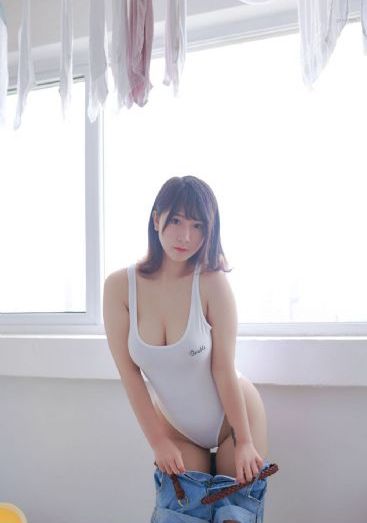 情女性花开