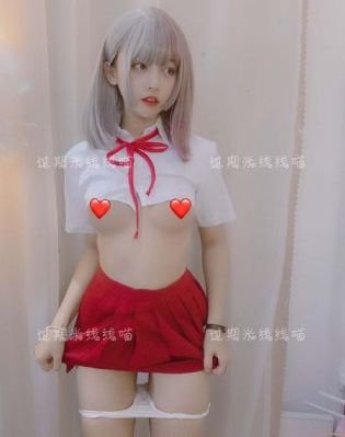 穿过月亮的旅行