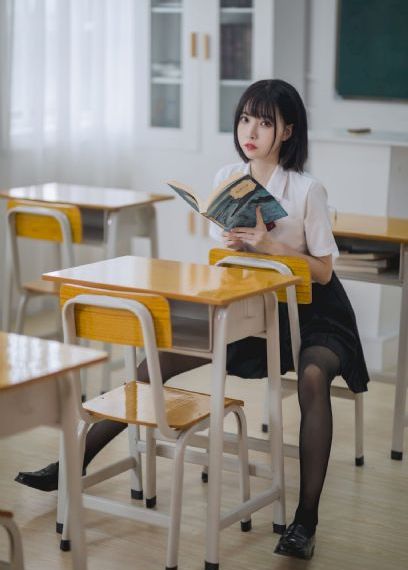 江夏佑