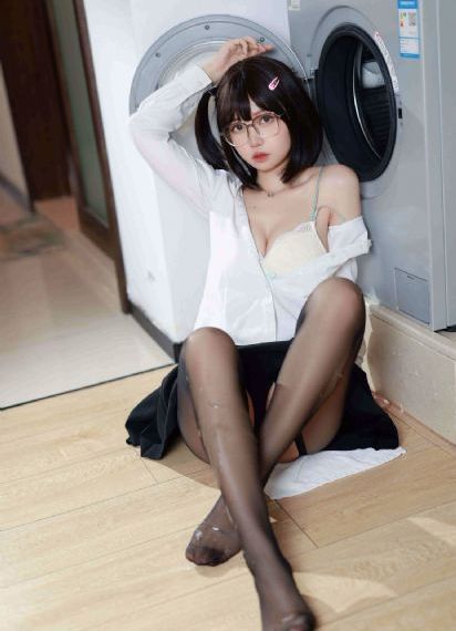 美丽的姑娘播放视频完整版