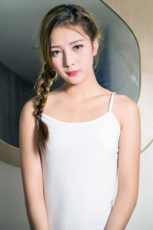 老师好紧开裆蕾丝内裤女