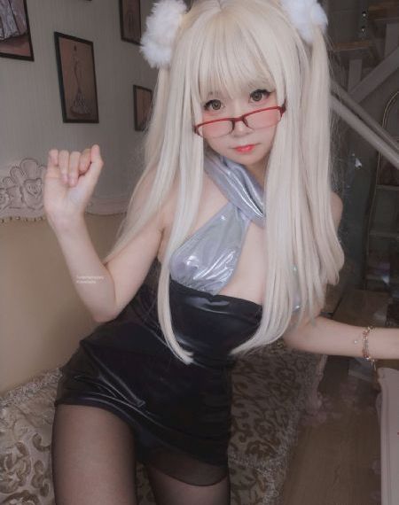 跑车比赛快活女